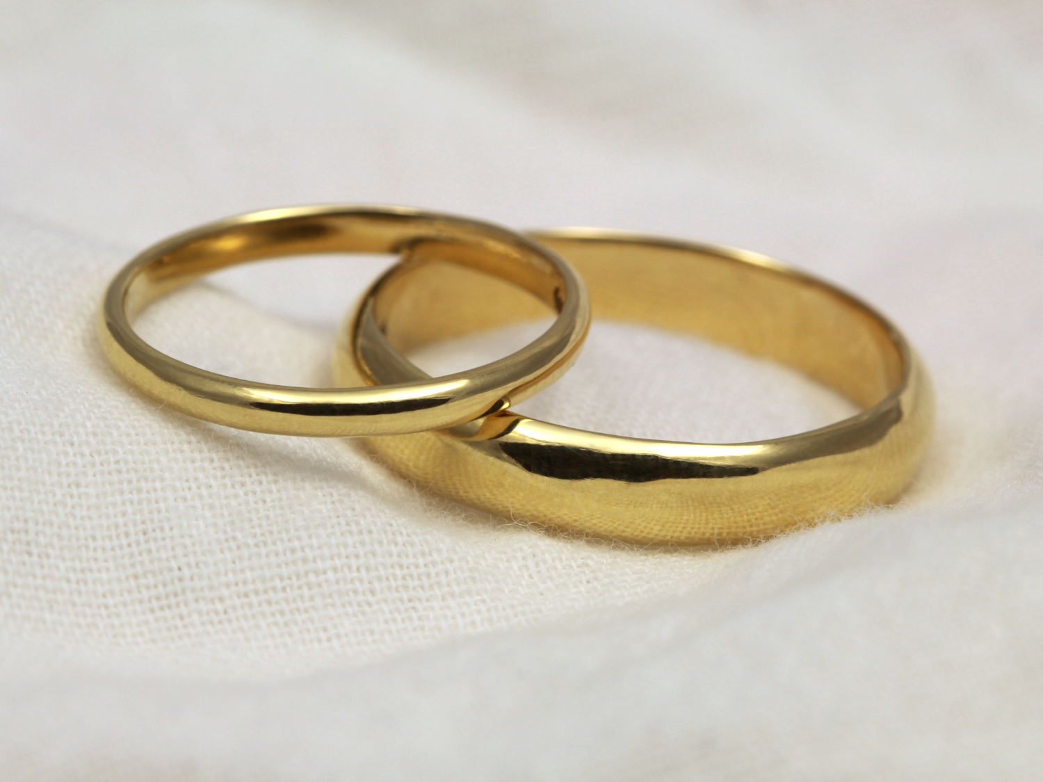 Recycled Gold Matching Wedding Bands | Jacqueline & Edward